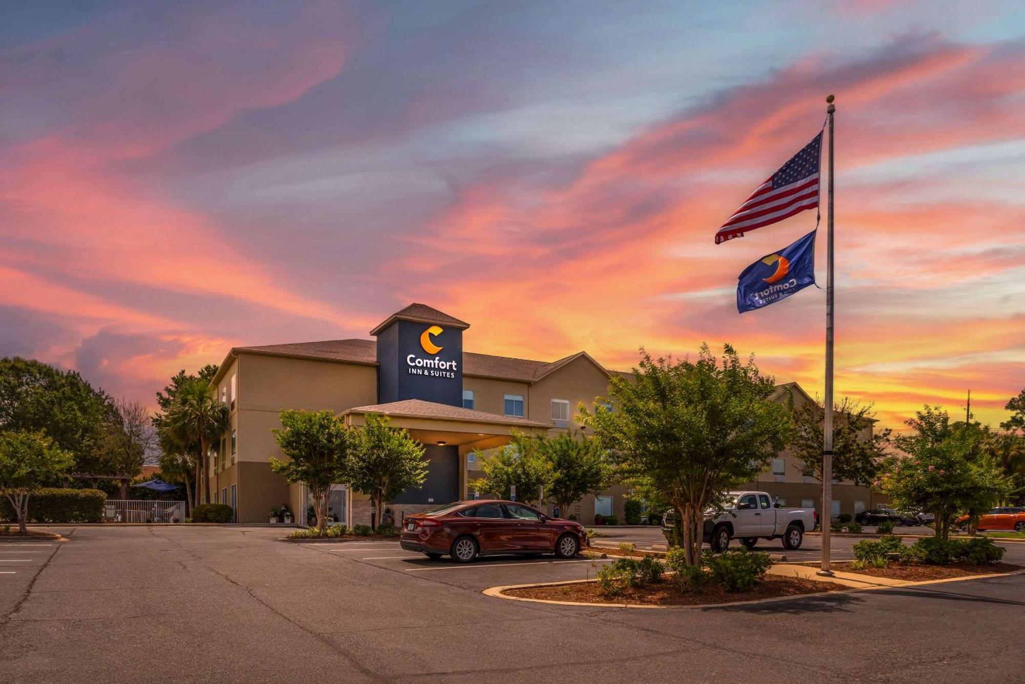 Comfort Inn & Suites Crestview Exterior foto